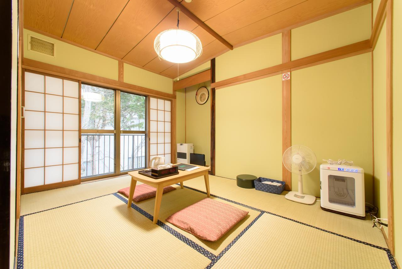 旅館いこい山荘 軽井沢町 エクステリア 写真